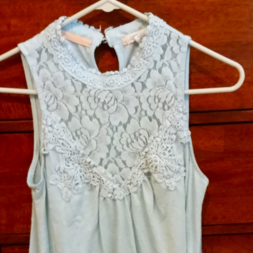 Women's L. Baby Blue Top